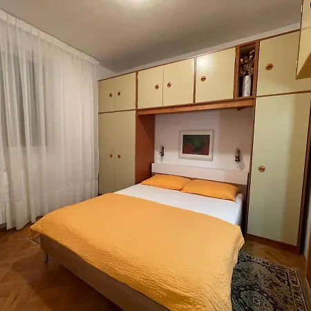 Yasmin Apartment