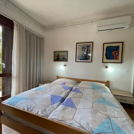 Yasmin Apartman